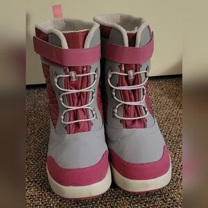 Merrell size 5 youth winter boots